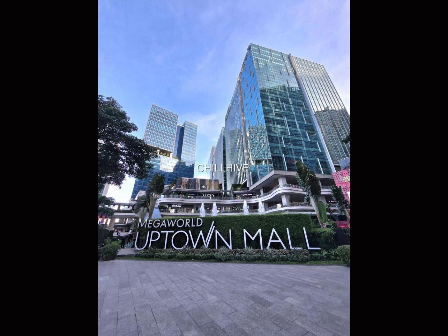 Bahay bakasyunan Prime 1br Infront Grand Hyatt Bgc #oursw20d1 *
